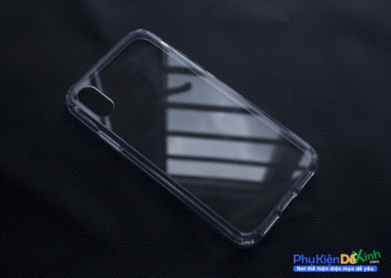 Ốp lưng chống sốc iPhone X trong suốt Likgus Thiết kế hoàn toàn trong suốt, kết hợp chất liêu PC mặt lưng và TPU ôm sát xung quanh viền máy iPhone X. Chất liệu PC trong suốt ở mặt lưng tạo sự cứng cáp hạn chế hiện tượng đổi màu như trên các mẫu ốp khác. 